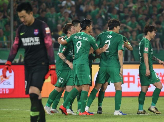 武汉主场逼平泰达,领跑积分榜继续的简单介绍 武汉主场逼平泰达,领跑积分榜继续的简单介绍