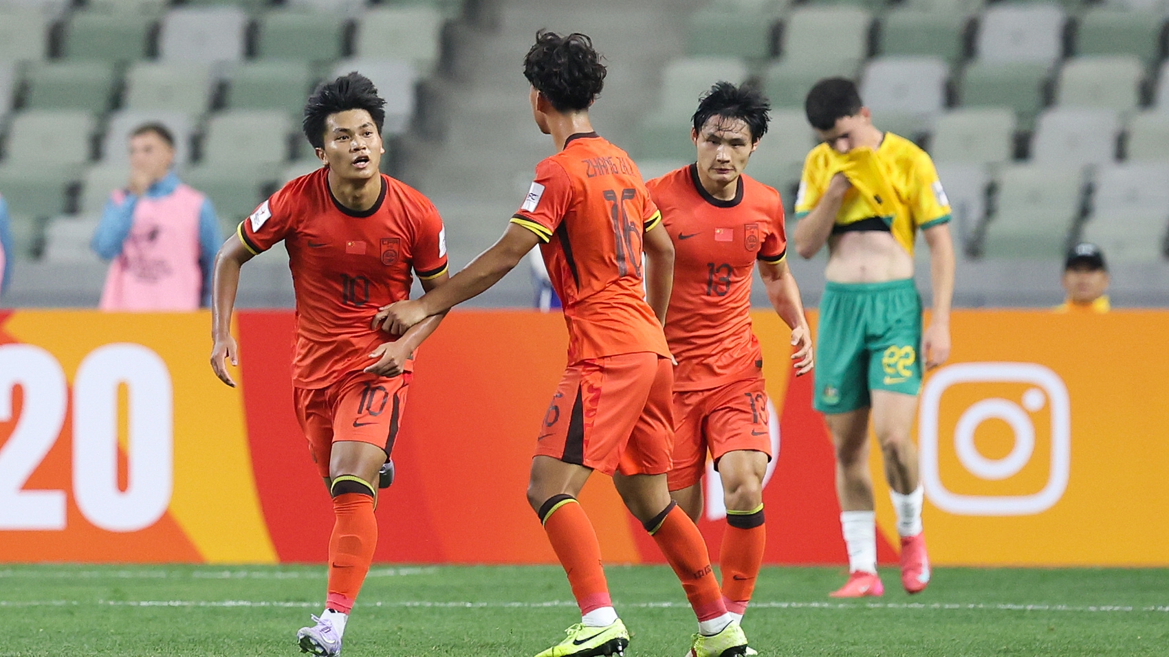 夺冠希望：世界杯球队竞相争先的简单介绍