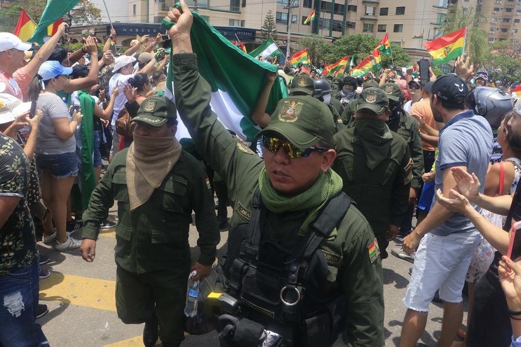 关于玻利维亚选手意外涌现晋级决赛的信息