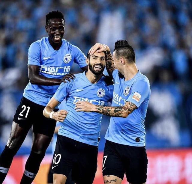 新晋劲旅临危受命，勇夺一方主场胜利