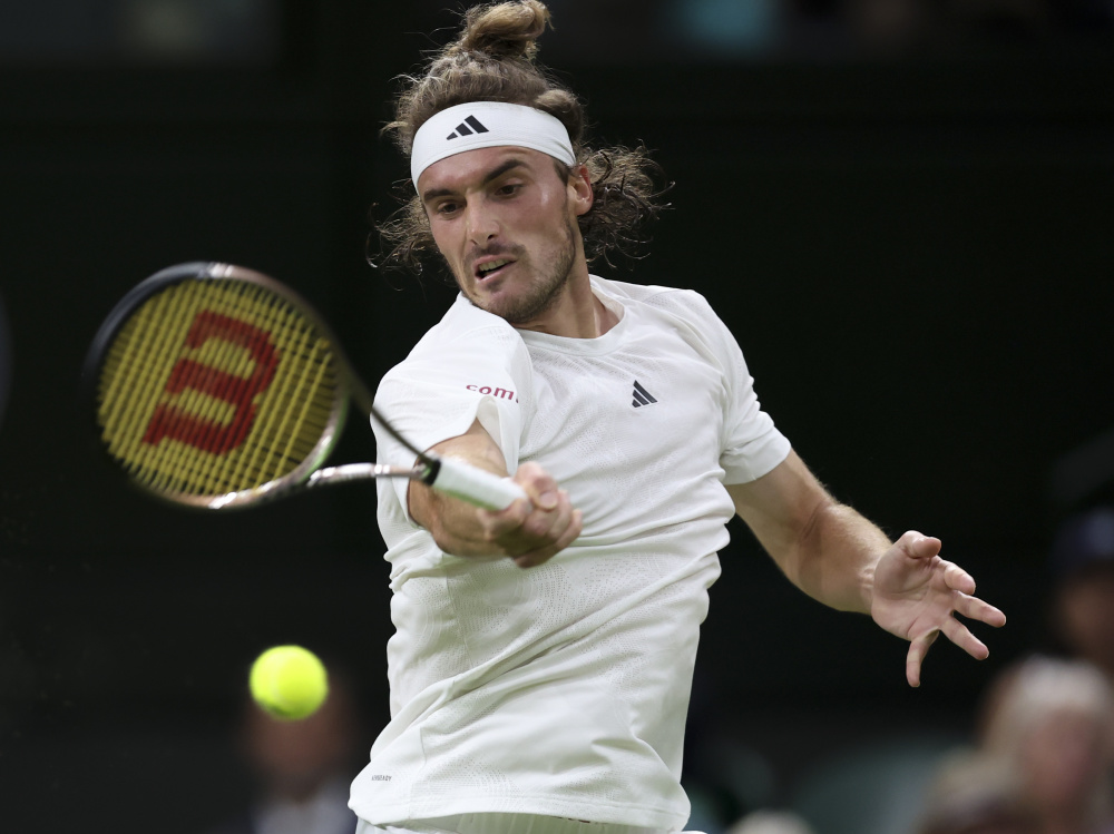 温网力克拉沃尔杯，穆雷扛起全队