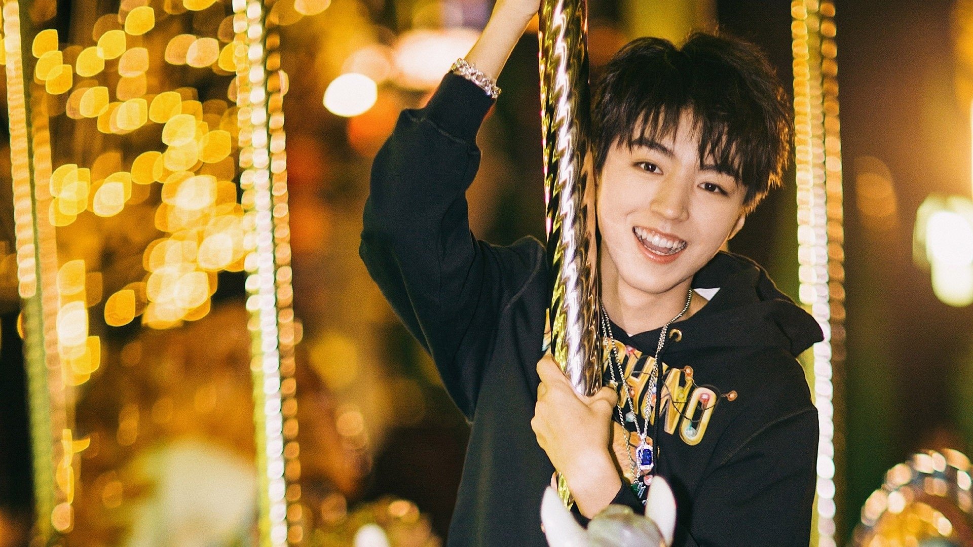 独闯蓝黑阵,铁锁镇红黑—基耶萨的非典型爆发与马里的战术铁幕