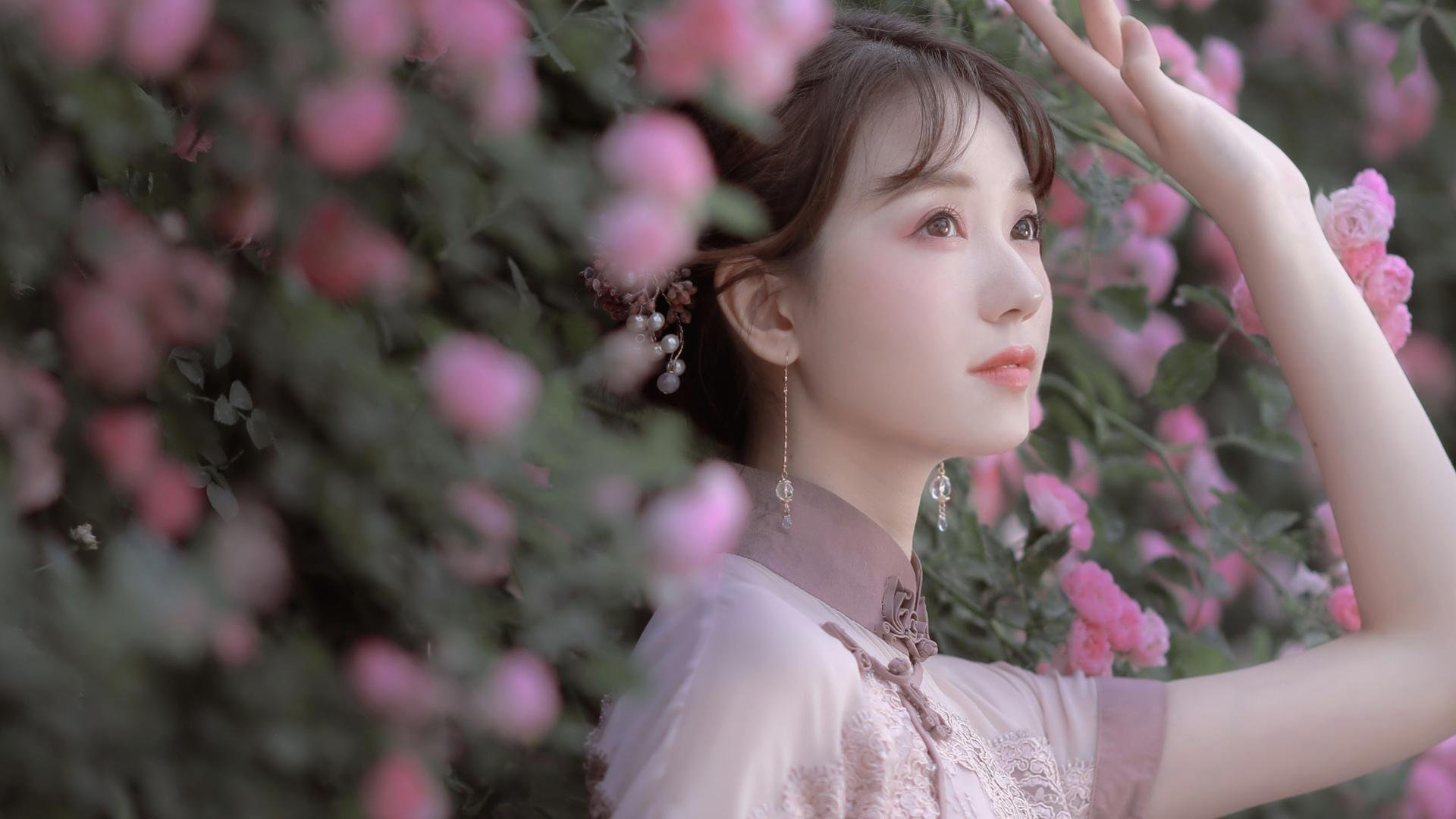 F1新赛季揭幕战之夜，德罗赞的弧线划向巴林赛道尽头