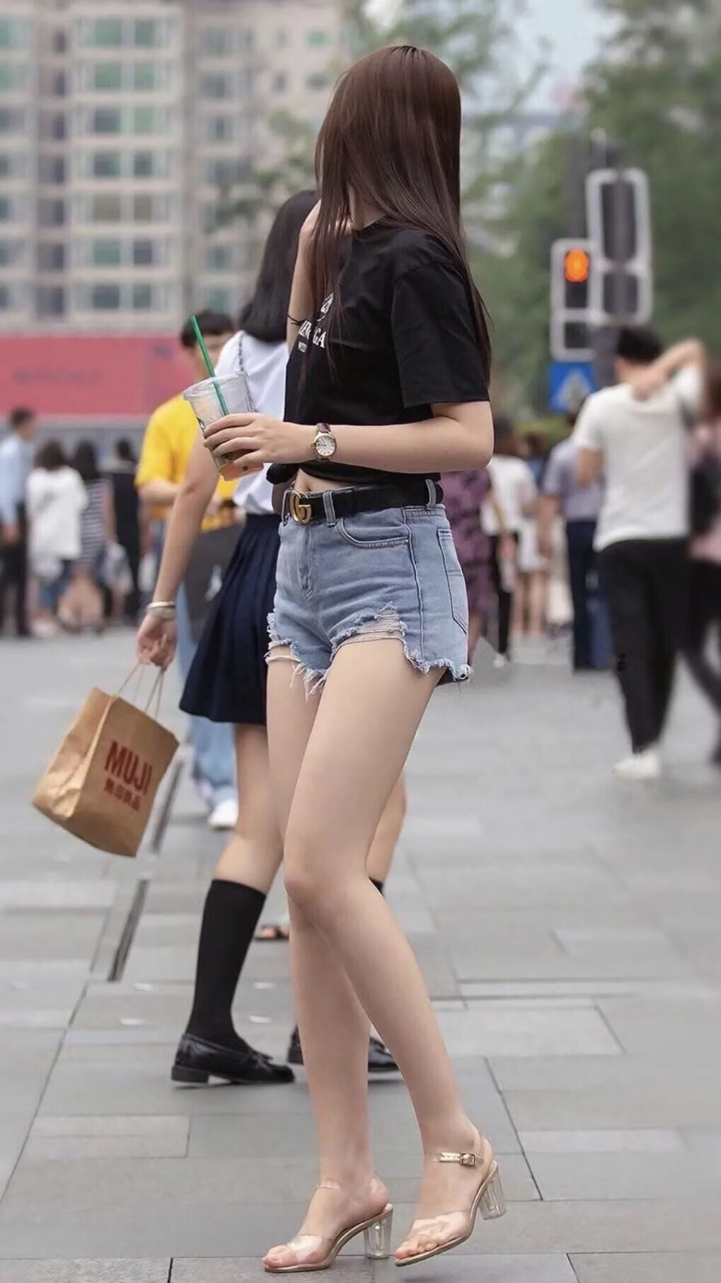 构思（由浅入深，突出唯一性）